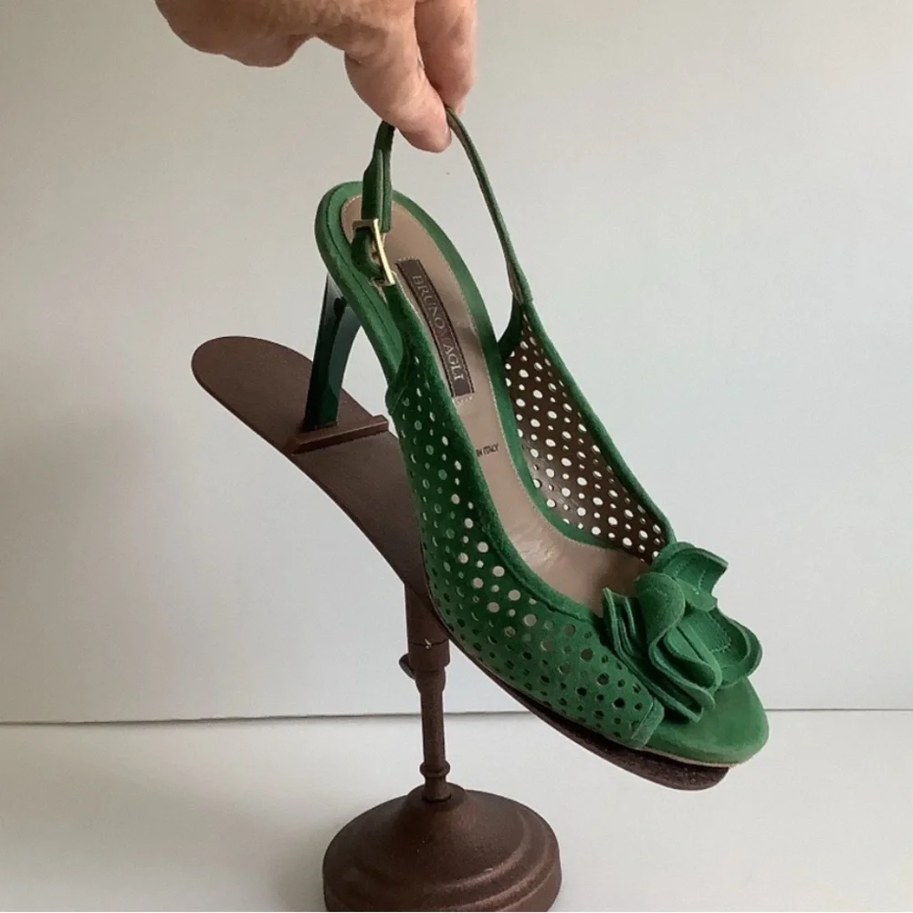 Bruno Magli Green Peep-Toe Heels - Picture 2 of 11